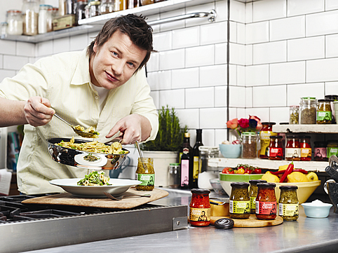 Jamie Oliver üzenete a magyar háziasszonyoknak!