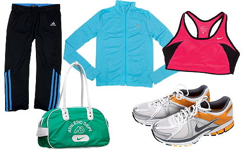 Futónadrág - Adidas, Felső - Puma, Sportmelltartó - Nike, Táska - Nike, Futócipő - Nike/Hervis