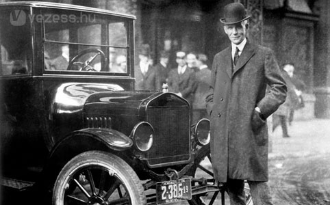 Henry Ford 1914-től az átlag duplájára emelte munkásai bérét. Sokan megírták róla, hogy rokonszenvezett a nácik politikájával
