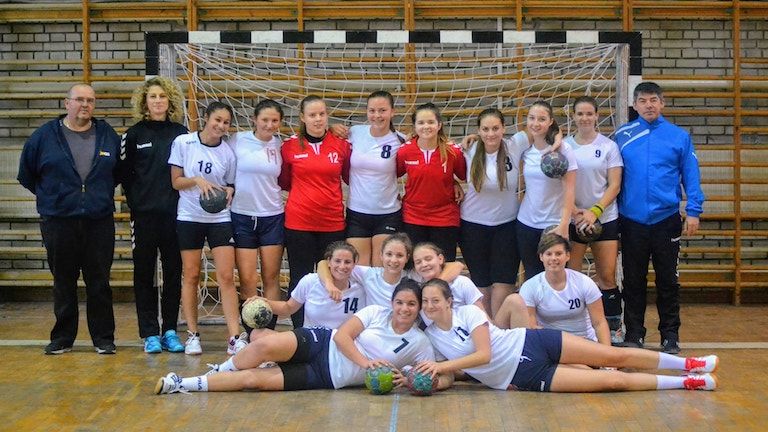 A kaposvári női kézilabdacsapat (forrás: Kaposvári ESE FB)