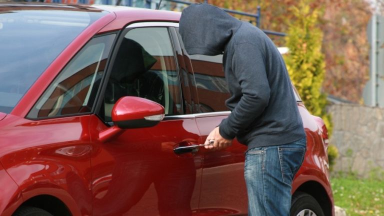 Autólopás (forrás: NLC)