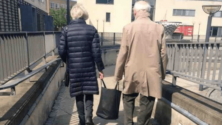 idos par, szerelem, hazassag