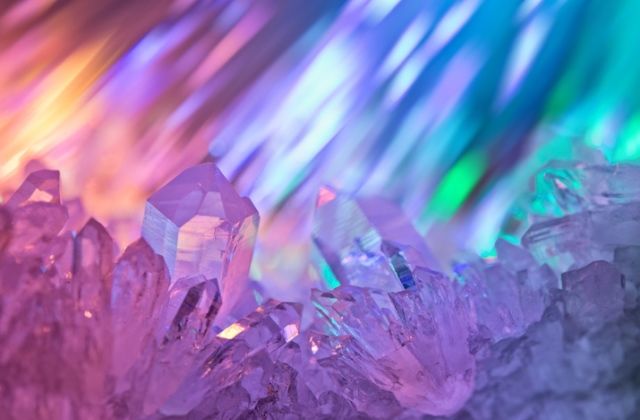 indigó kristály szivárvány gyerek