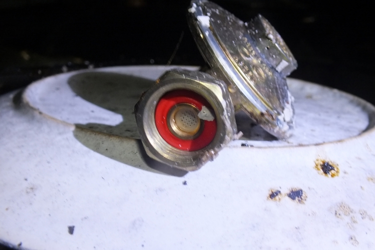 Családjára robbantotta a házat a gondatlan apa