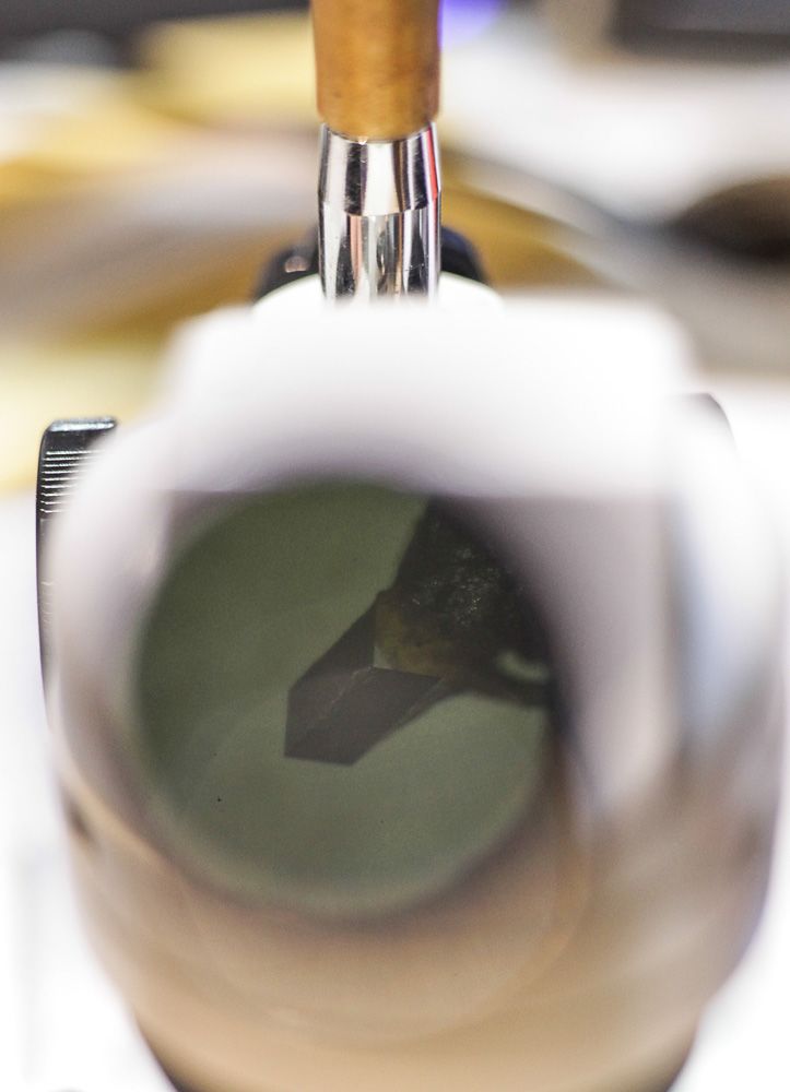 Retrócsoda egy fóti műhelyben: így készül a „kézműves” hanglemez