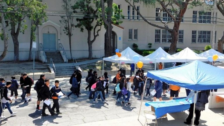 Los Angeles, iskola, lövöldözés (forrás: Sal Castro Middle School)