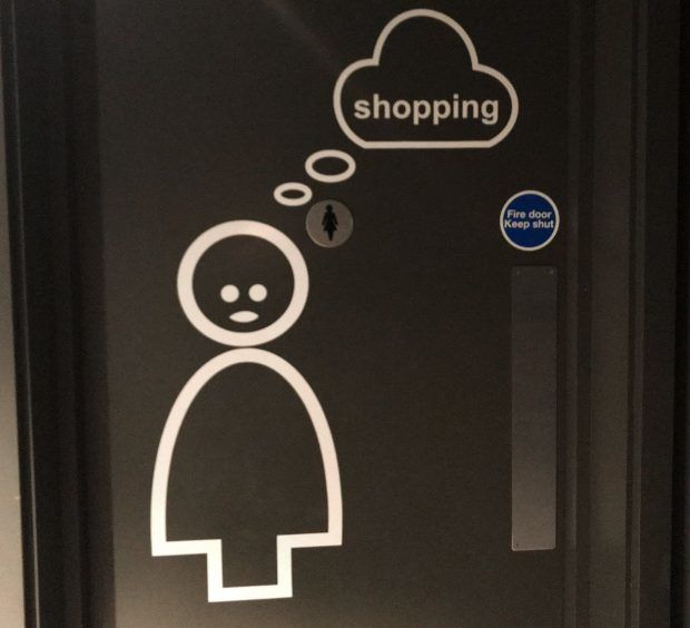 vécé szexizmus ajtó felirat