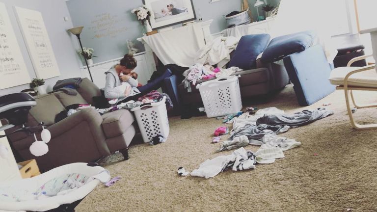 anyaság káosz gyerekek