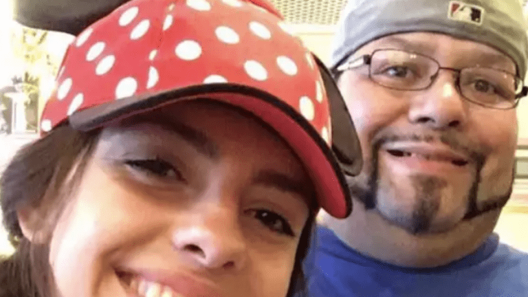 apa-lánya segítség twitter