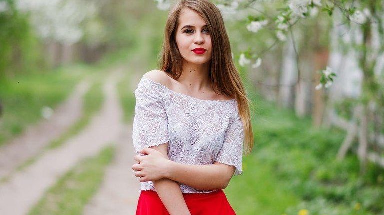 lány tavasz ruha fa piros