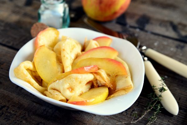 palacsinta almaval hetvegi reggeli recept