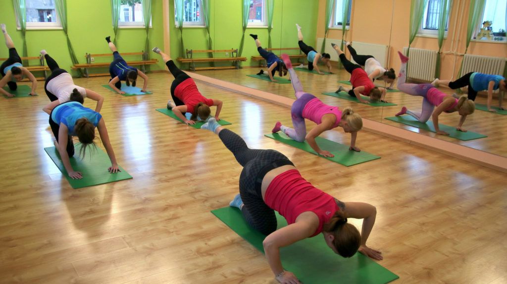 terhes torna jóga fitness