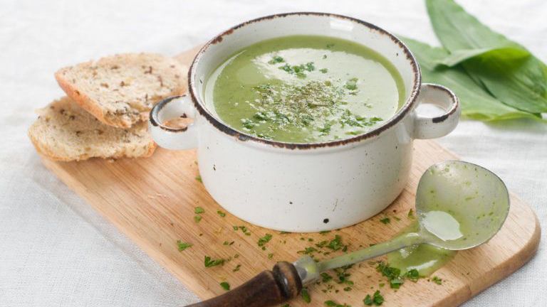 medvehagyma leves gasztronómia leves