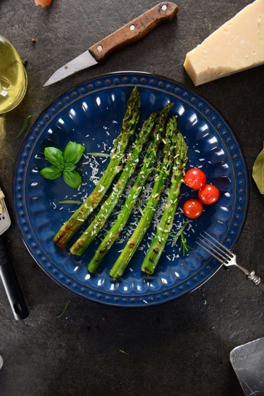 Parmezános sült spárga