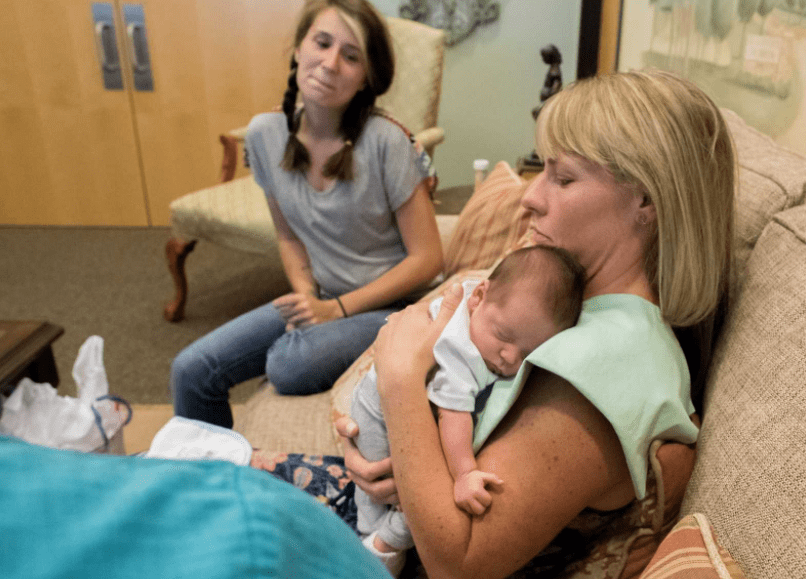 szülőanya örökbefogadás megható fotószülőanya örökbefogadás megható fotó