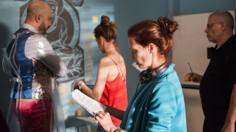 Kölcsönlakás, Dobó Kata (fotó: Kölcsönlakás Produkció)