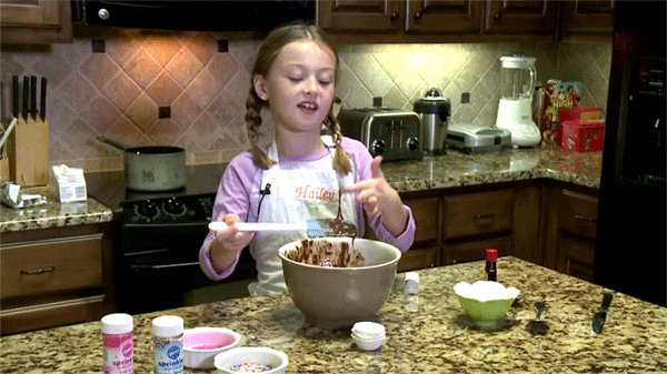 Kicsik a konyhában: sütés-főzés alsó korhatár nélkül