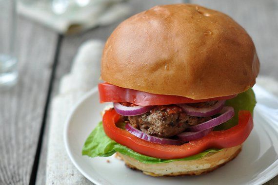 főzés, hétvégi menü, hamburger, nyár, lecsó