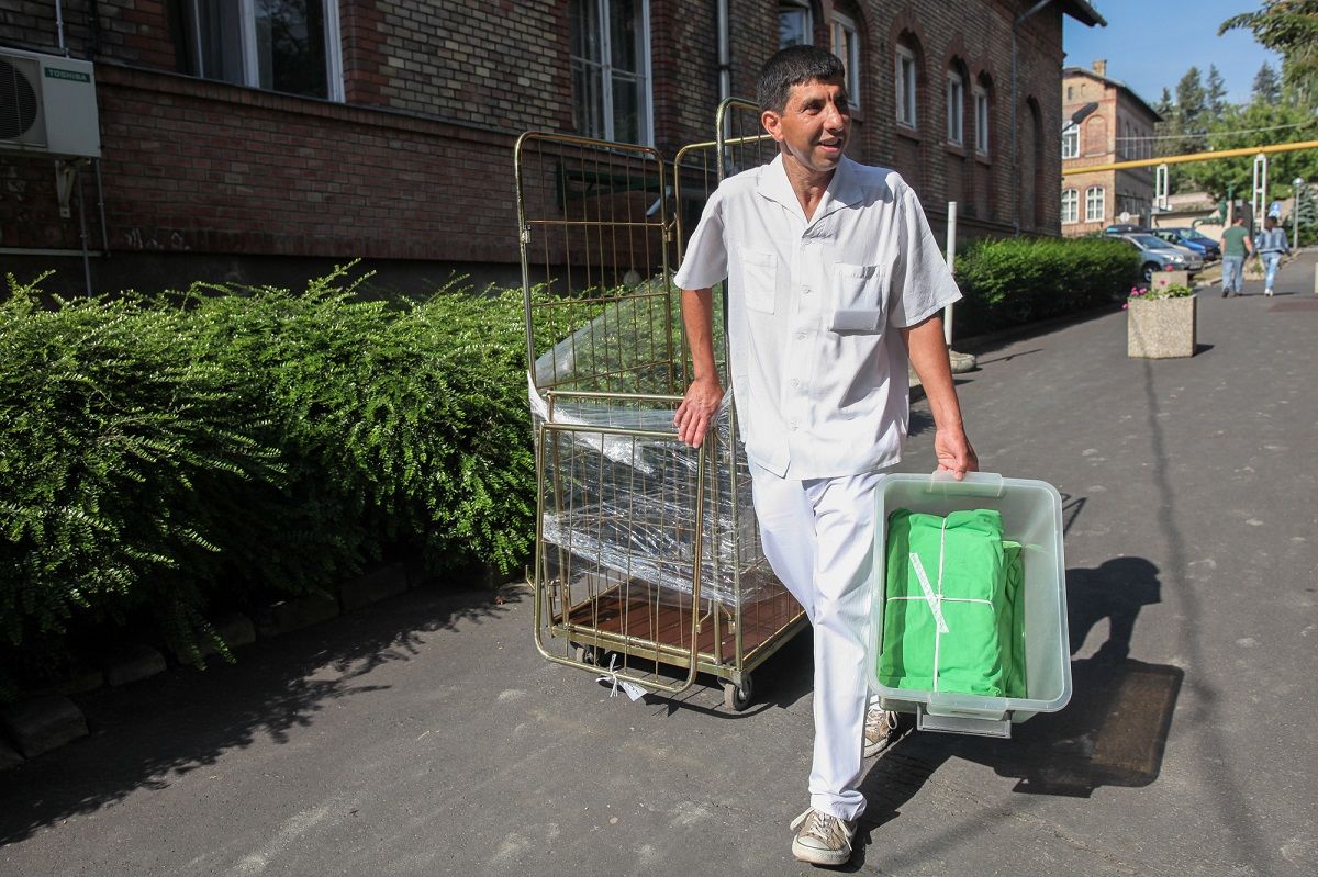 „A pavilonos”, aki szinte mindig futva közlekedik