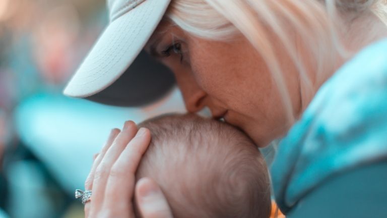 anya gyerek életkor