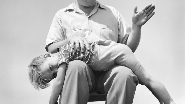 elfenekelés gyereknevelés tanulmány