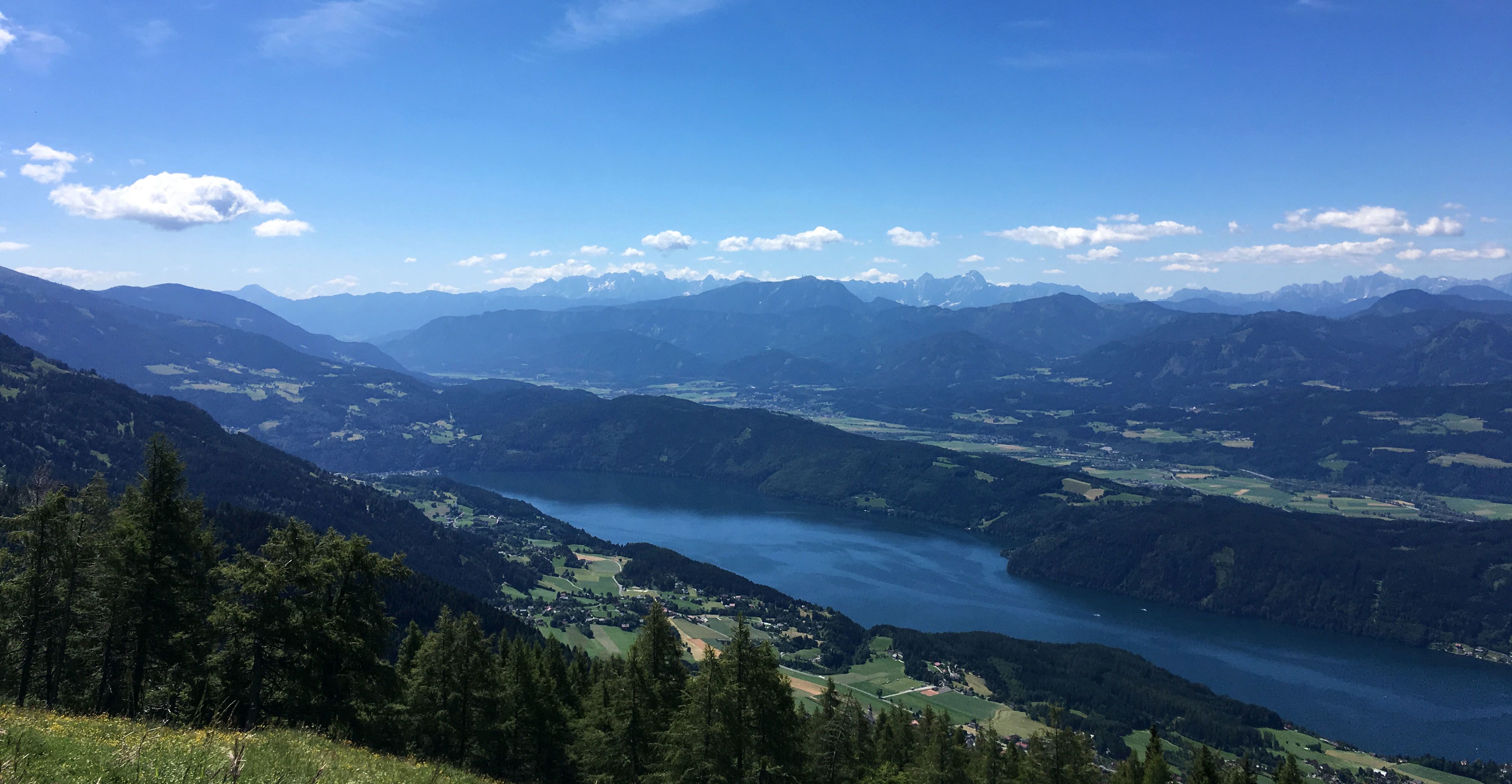 Gyöngyöző homlokkal mész végig a szerelem útján – az Alpokban jártunk, a Millstatti-tó felett