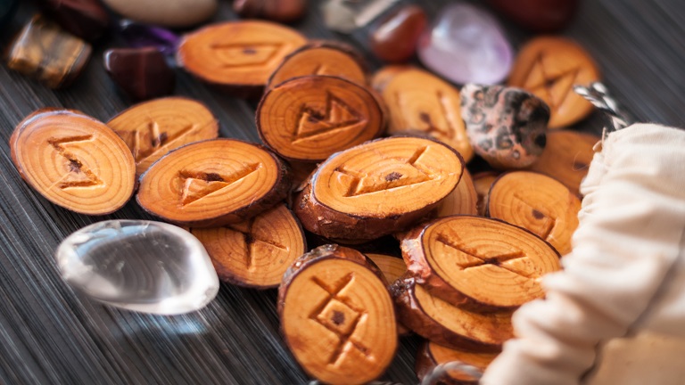 runa runajoslas skorpio csillagjegy elorejelzes