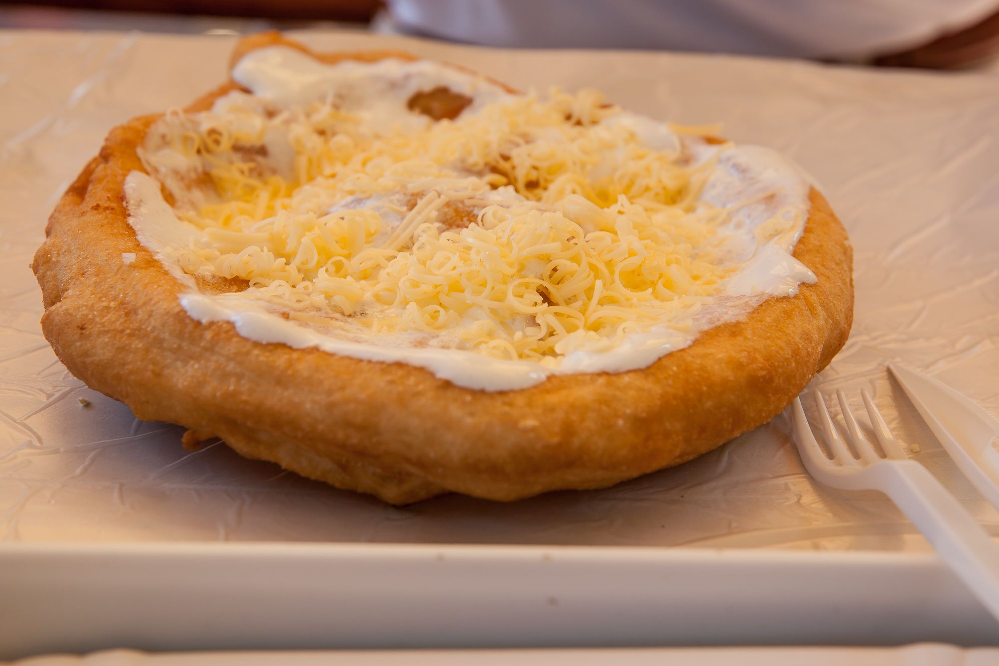 Borostyán-tó: az ország egyik legszebb kutyabarát strandja