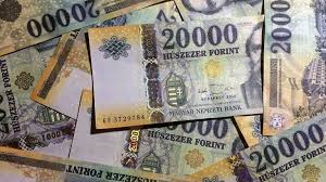 kilakoltatas, csalad