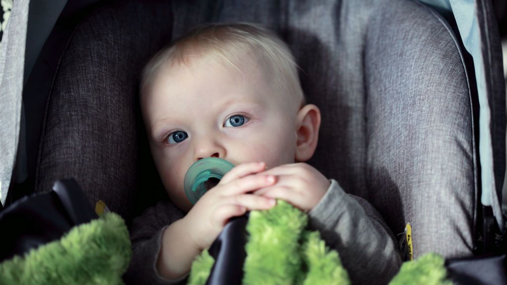 gyerekülés figyelmeztetés életveszély