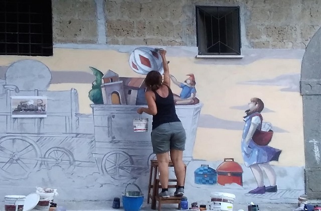 valogno vonat festes