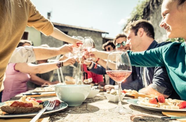 vendéglátás házigazda horoszkóp