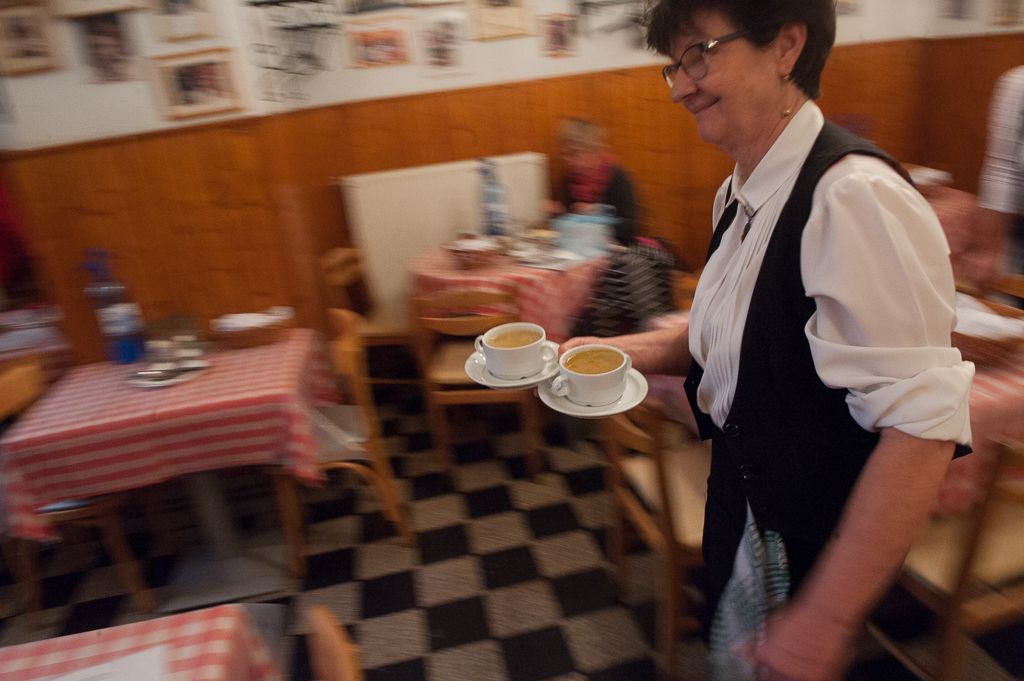 kádár étkezde étterem gasztronómia