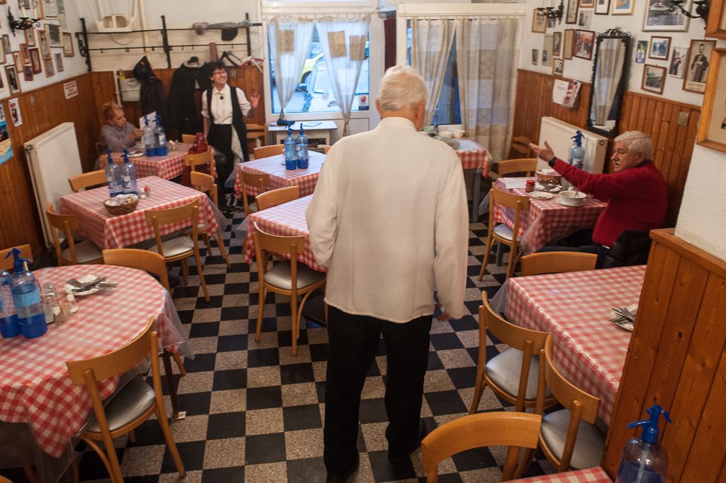 kádár étkezde étterem gasztronómia