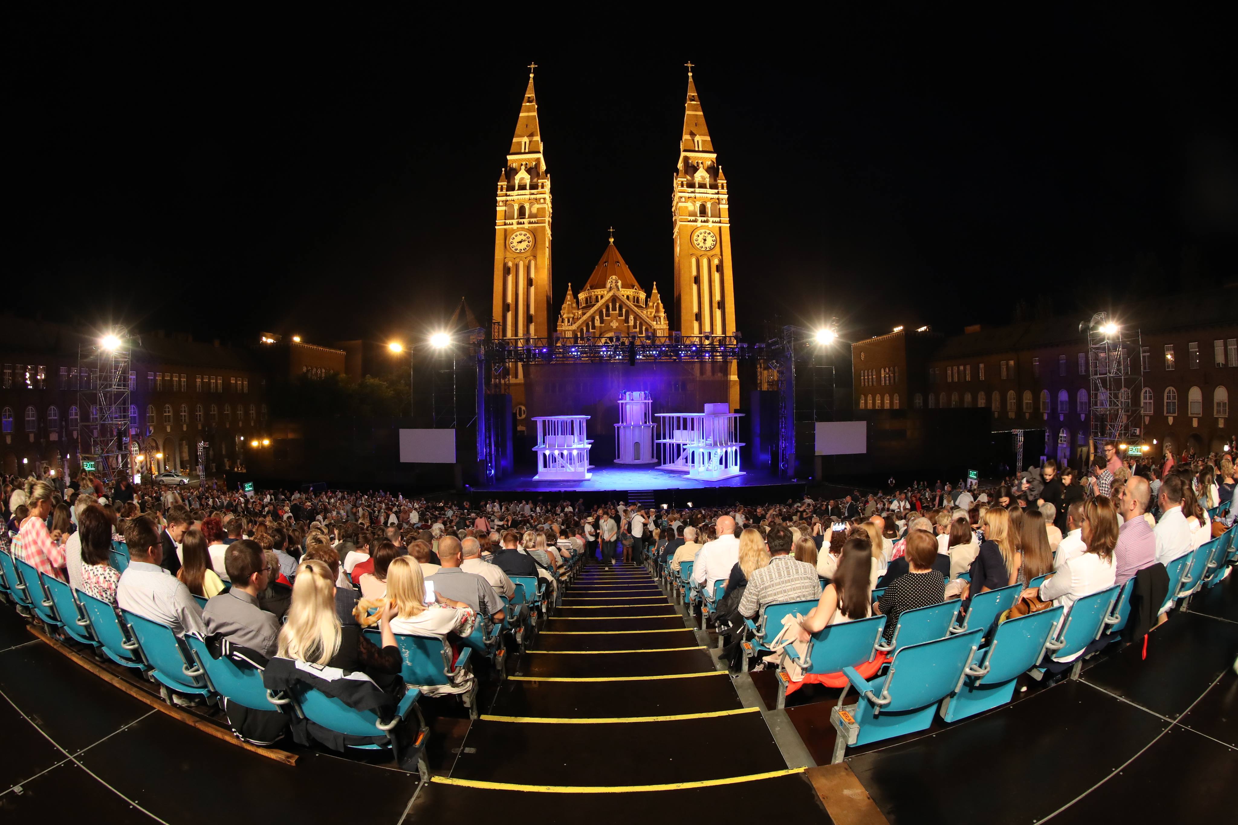 szeged, szabadter, jatekok, ajandek, karacsony