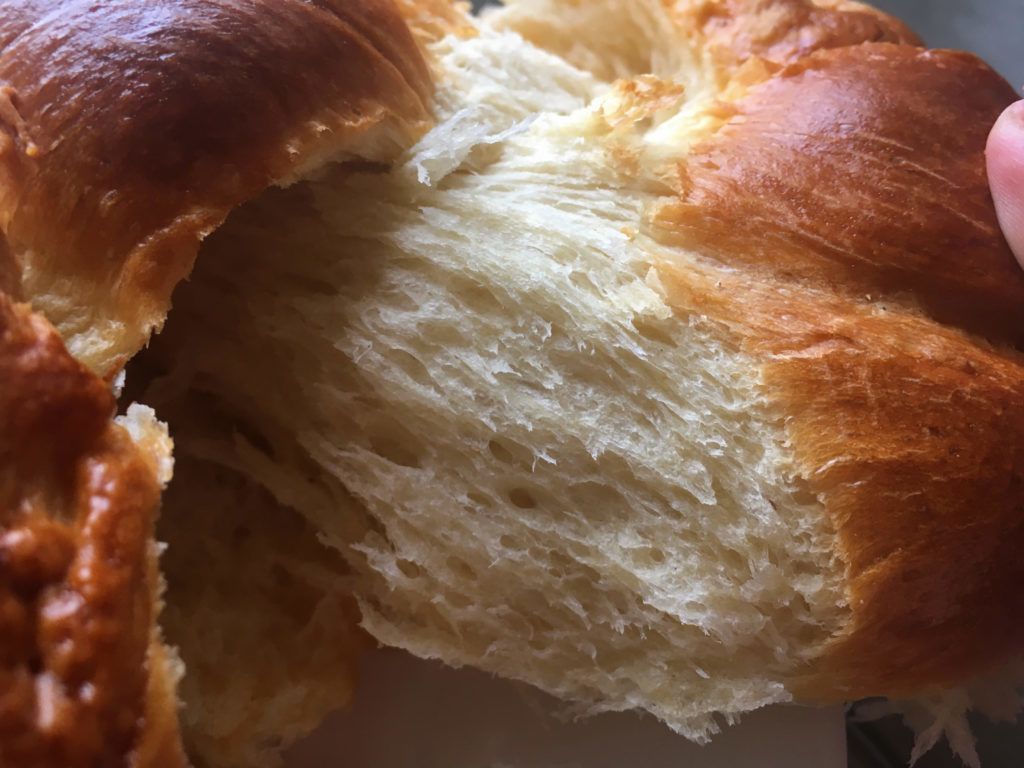 Na, ez a foszlós kalács aztán foszlik tisztességgel (Fotó: NLCafé / Hódos Hajni)