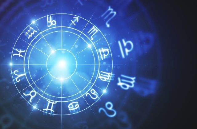 párkapcsolat barátság extrákkal csillagjegyek horoszkóp