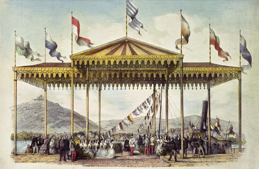 Sisi megérkezik Linzbe (Fotó: Imagno/Getty Images)