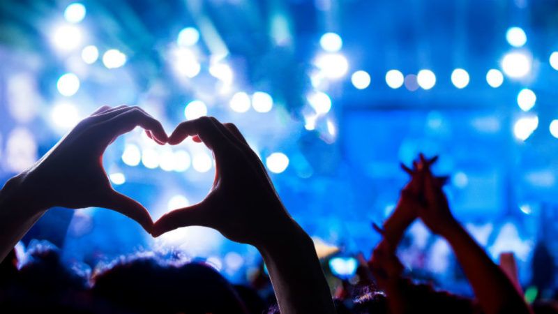koncert közönség zene fesztivál