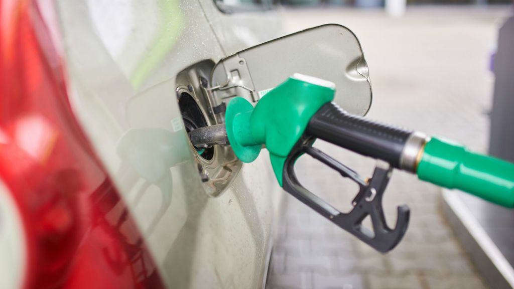 tankolás benzin gázolaj üzemanyag