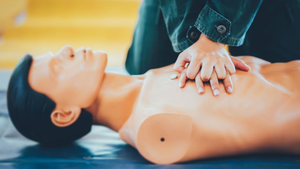 újraélesztés CPR
