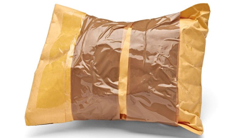 posta csomag küldemény