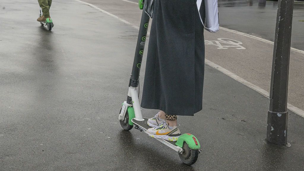 elektromos roller közlekedés