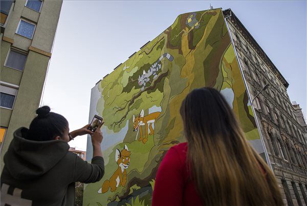 vuk tűzfal józsefváros