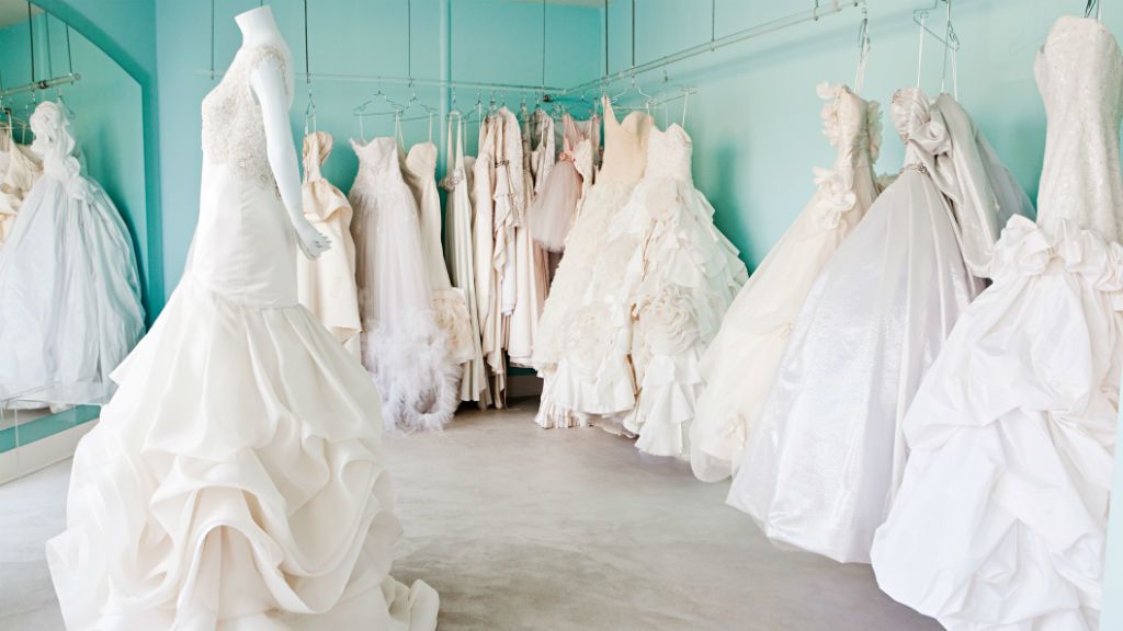 menyasszonyi ruha esküvő