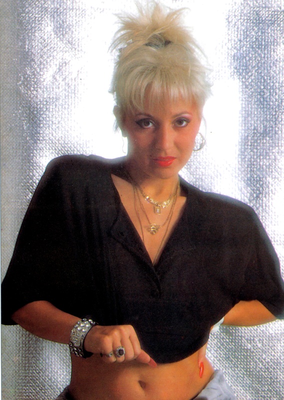 Zoltán Erika énekesnő 3