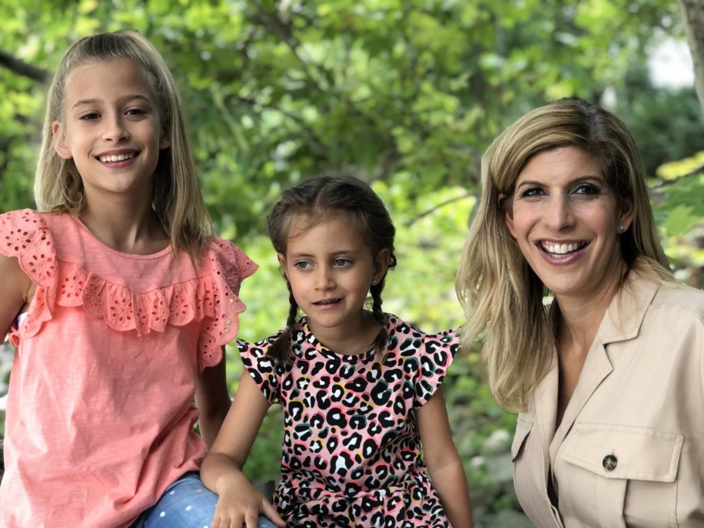 Béres Alexandra a lányaival, Pannával és Flórával (Fotó: Béres Alexandra)