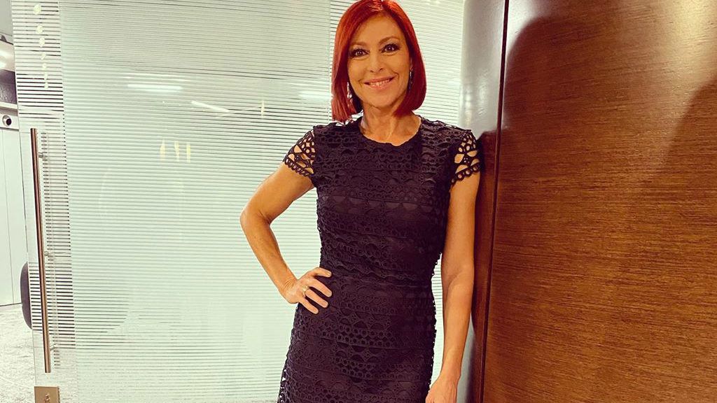 Erős Antónia bikiniben is bomba formában van.