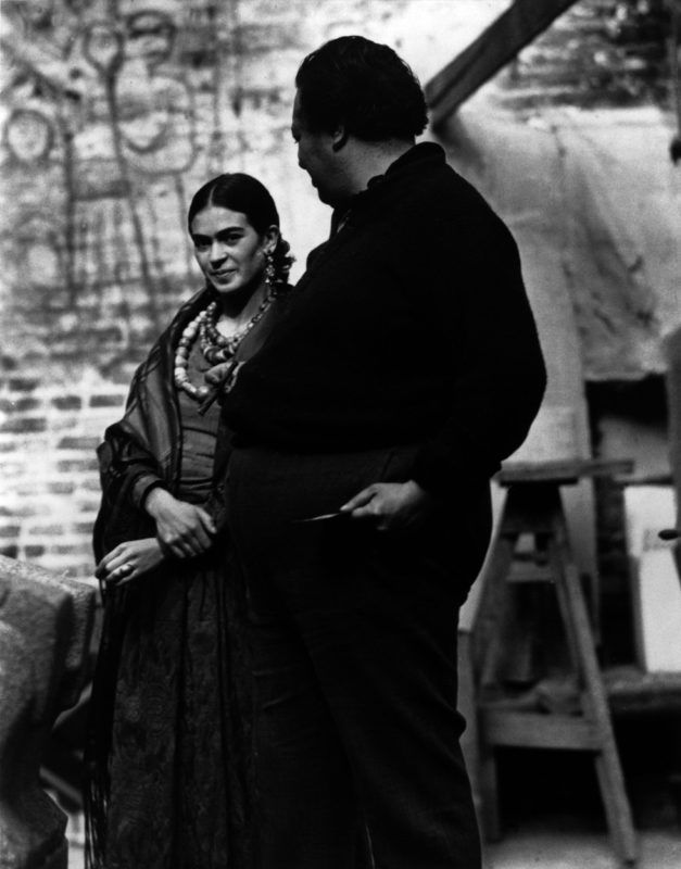 Frida Kahlo és Diego Rivera San Francisco-ban, 1930 körül (Fotó: Edward Weston/AKG/Profimedia)