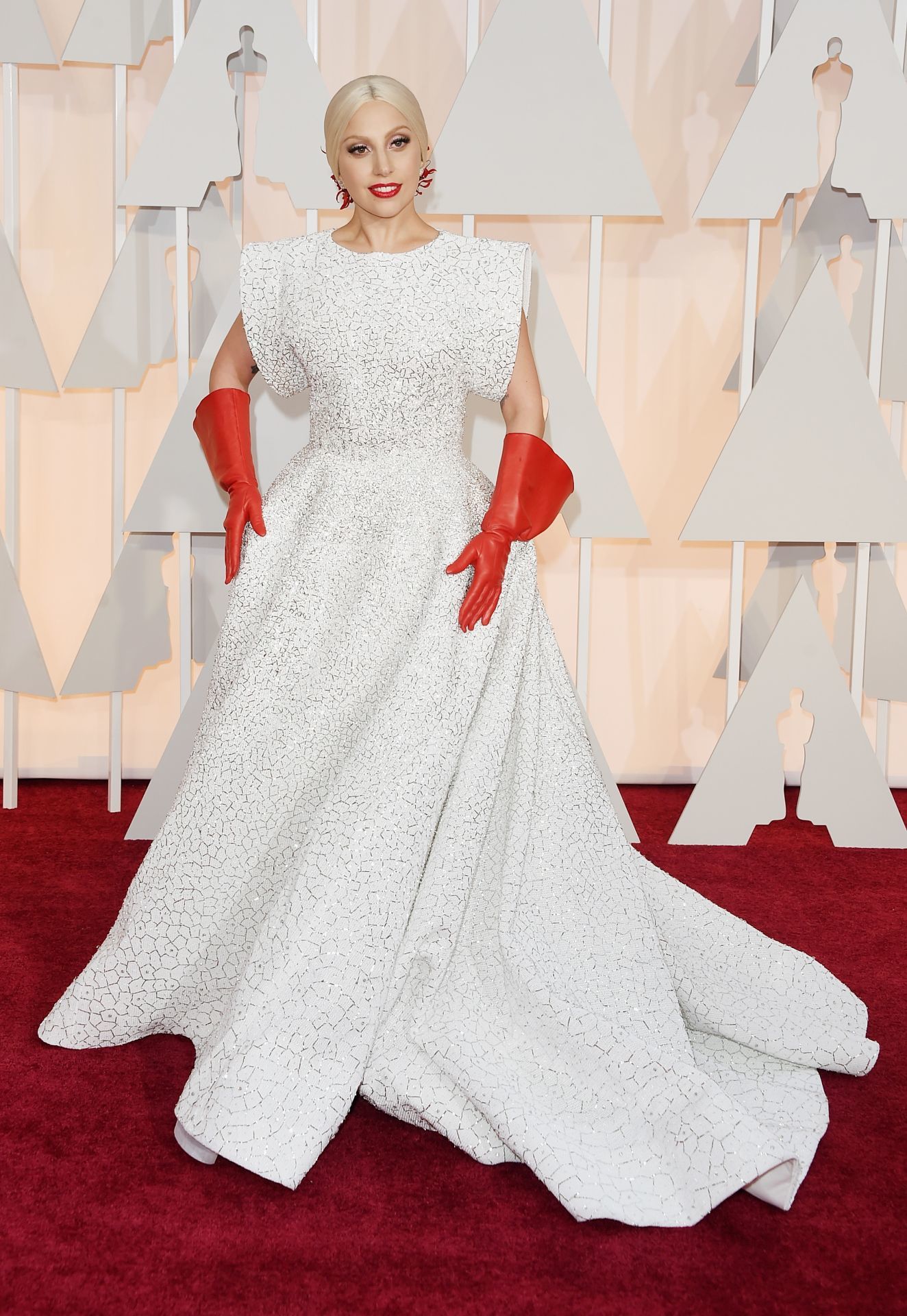 Lady Gaga a 2015-ös Oscar-gálán